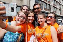 Predsednik republike Borut Pahor in Tanja Pečar na Maturantski paradi