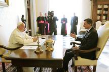 Po 20. letih prvi uradni obisk predsednika republike pri Svetem sedežu, z vabilom za obisk Slovenije