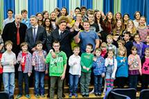 Predsednik republike Borut Pahor: Praznujmo dan samostojnosti in enotnosti kot prelomnico v naši zgodovini, z vsemi sanjami in željami.