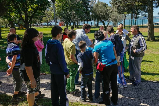 Predsednik republike Borut Pahor je danes v okviru projekta SKUPAJ - Spodbujajmo drug drugega, dan preživel kot spremljevalec otrok s posebnimi potrebami v Ankaranu