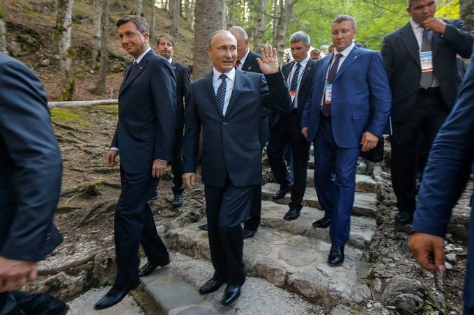 Obisk ruskega predsednika Vladimirja Putina v Republiki Sloveniji. Spominska slovesnost pri Ruski kapelici.