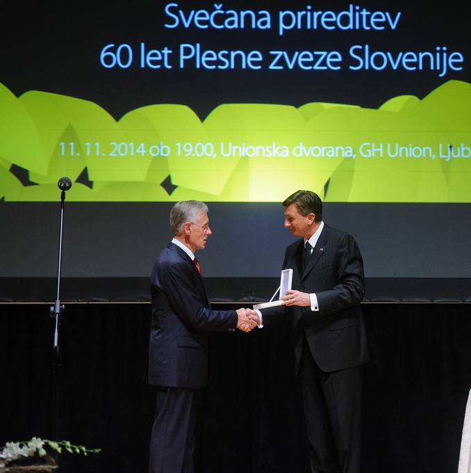 Predsednik Pahor na slovesnosti ob 60-letnici Plesne zveze Slovenije vročil odlikovanje srebrni red za zasluge