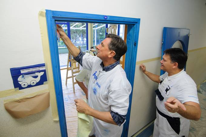 Predsednik republike Borut Pahor se je v Centru za korekcijo sluha in govora v Portorožu udeležil humanitarno tekmovalne akcije – 16. državnega humanitarnega tekmovanja slikopleskarjev Slovenije