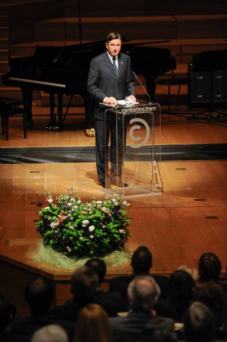 Predsednik republike na koncertu ob praznovanju 20-letnice ponovne ustanovitve Škofijske gimnazije in 100-letnice prve mature v slovenskem jeziku