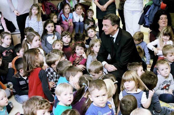 Predsednik republike na obisku v Kranjskih vrtcih - enoti Čebelice