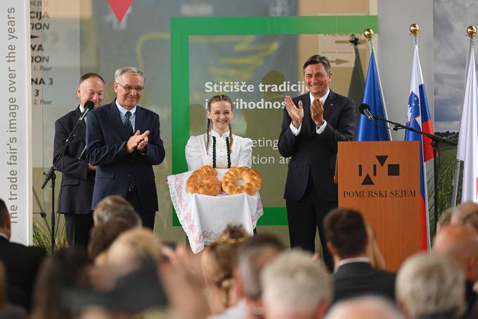 Predsednik Pahor na odprtju jubilejnega 60. mednarodnega kmetijsko-živilskega sejma AGRA Pomurskemu sejmu vročil Zahvalo predsednika Republike Slovenije