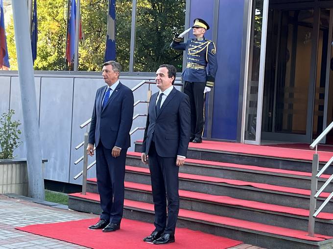 Predsednik Pahor v okviru priprav na 11. vrh voditeljev pobude Brdo-Brijuni Process danes v Prištini