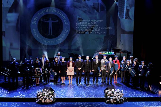 Predsednik republike je bil slavnostni govornik na podelitvi nagrad in priznanj za izjemne dosežke v znanstveno-raziskovalni in razvojni dejavnosti v Sloveniji