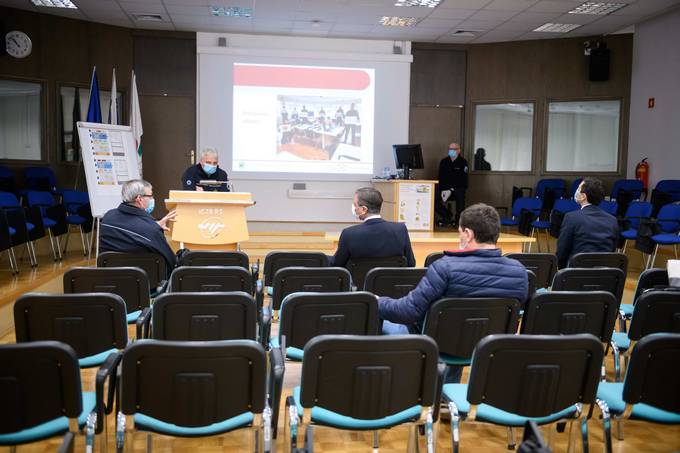 Predsednik republike obiskal Republiški štab Civilne zaščite Republike Slovenije