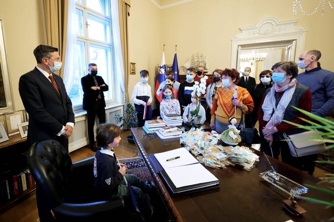V Predsedniški palači dan odprtih vrat ob slovenskem kulturnem prazniku
