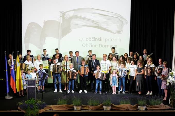 Predsednik Republike Slovenije Borut Pahor se je danes popoldan udeležil občinske slovesnosti Občine Dornava, na kateri je nastopil kot slavnostni govornik.