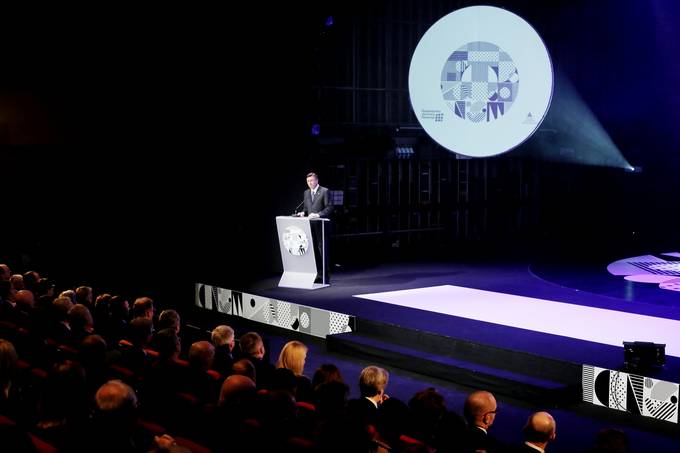 Predsednik republike na slavnostni podelitvi nagrad Gospodarske zbornice Slovenije