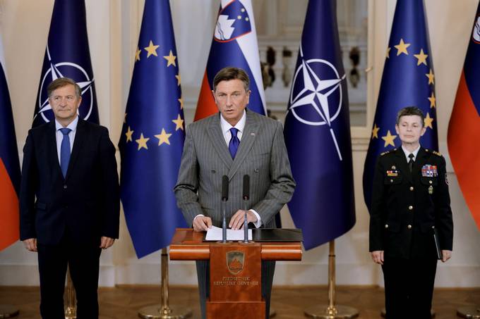 Minister za obrambo in načelnica generalštaba predsedniku republike predstavila letno poročilo o pripravljenosti Slovenske vojske