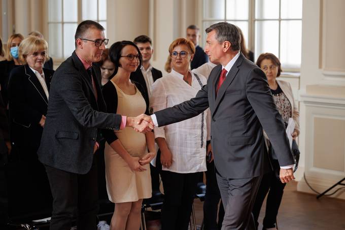 Predsednik Republike Slovenije Borut Pahor je danes popoldan v Predsedniški palači priredil slavnostni sprejem ob zaključku akcije Moj zdravnik 2022