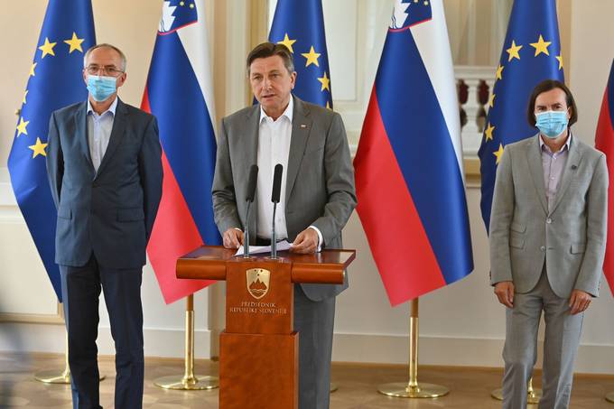 Predsednik Pahor je priredil delovno srečanje z direktorjem STA Bojanom Veselinovičem in direktorjem UKOM Urošem Urbanijo