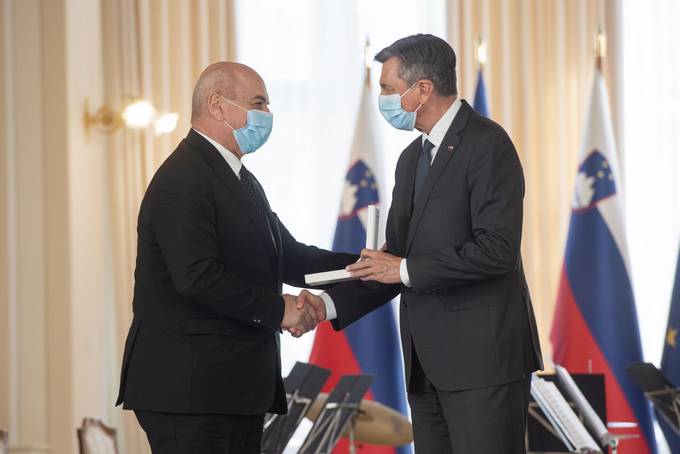 Predsednik Republike Slovenije Borut Pahor je danes na posebni slovesnosti v Predsedniški palači vročil državna odlikovanja - Roberto Dipiazza