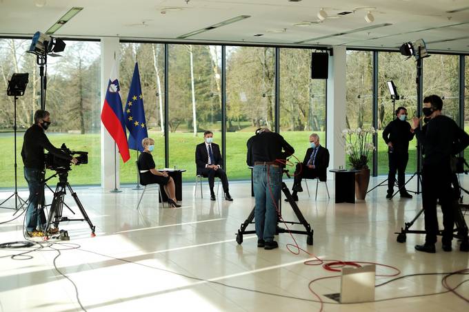 Pogovor predsednika Pahorja za TV Slovenija