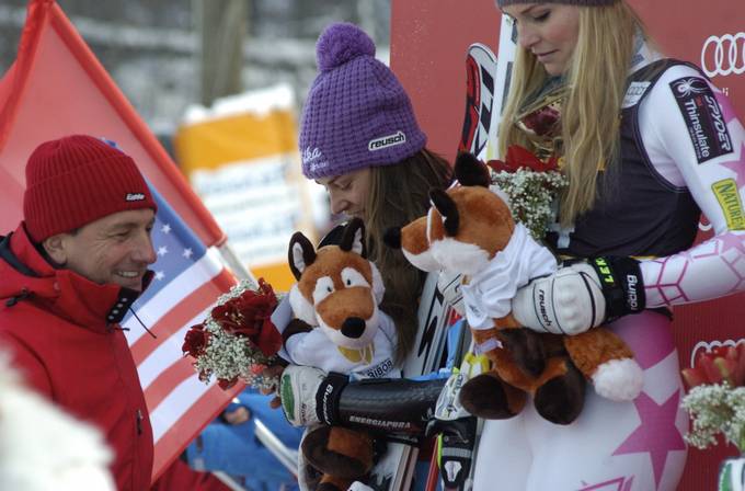Predsednik navijal za naše smučarke na Mariborskem Pohorju