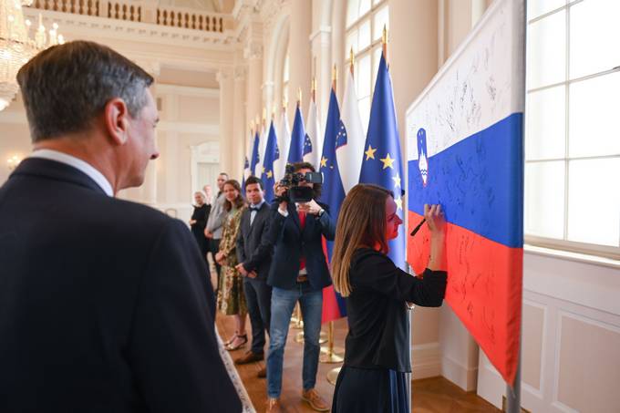 Predsednik Pahor sprejel slovenske udeležence 24. olimpijade gluhih: »Vi ste znak, da je mogoče vse«