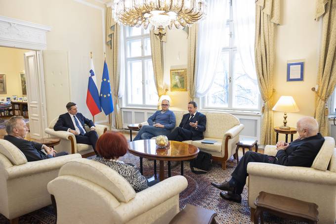 Predsednik Pahor je sprejel predstavnike izbrisanih gospodarskih družb