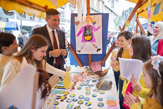 Predsednik Republike Slovenije Borut Pahor se je danes v Celju udeležil zaključne prireditve projekta Evropska vas, na kateri je nagovoril sodelujoče otroke.