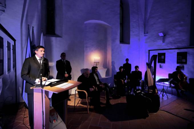Predsednik republike na osrednji spominski prireditvi ob mednarodnem dnevu spomina na žrtve holokavsta v Mariboru