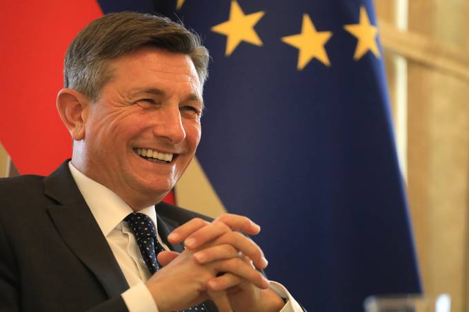 Pogovor predsednika Pahorja za sobotno prilogo časopisa Večer