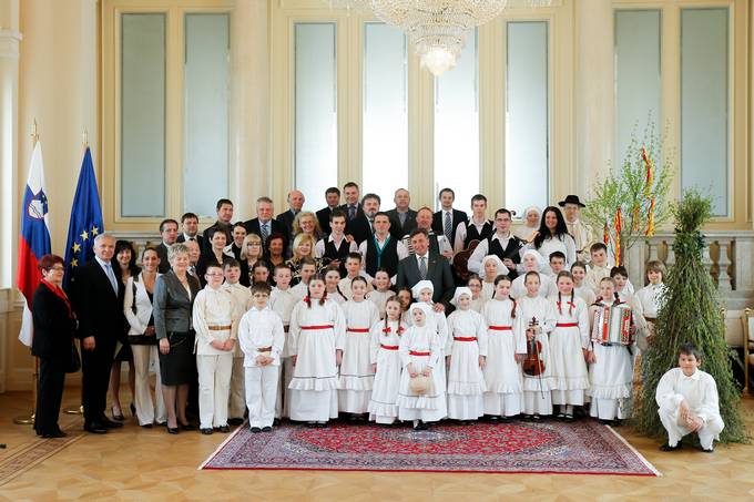 Predsednik republike Borut Pahor sprejel Zelenega Jurija iz Bele Krajine