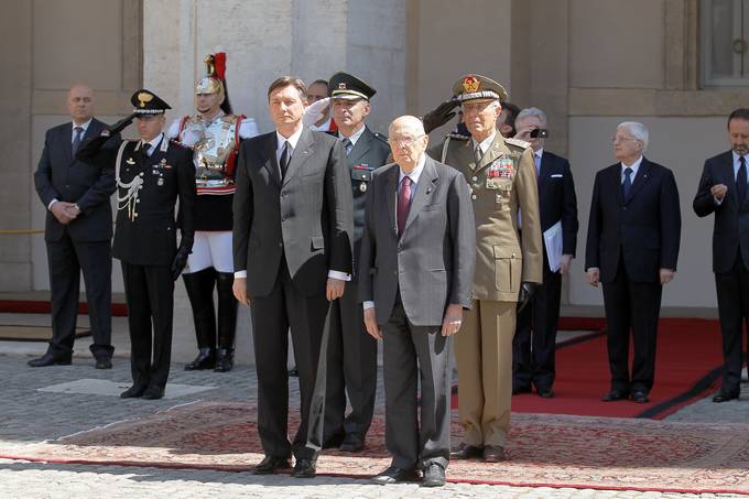 Predsednik Republike Slovenije Borut Pahor se danes mudi na državniškem obisku v Italijanski republiki, kjer ga gosti predsednik Italijanske republike Giorgio Napolitano.