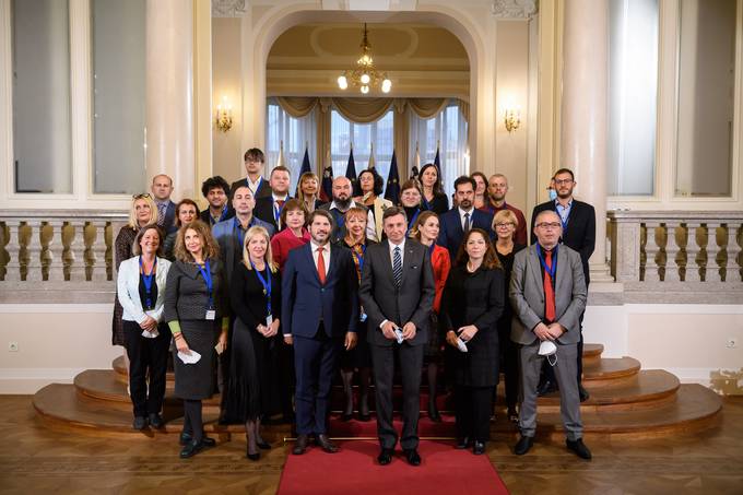 Predsednik republike je v Predsedniški palači priredil sprejem ob pričetku 5. regionalne konference organov za enakost iz jugovzhodne Evrope, ki letos prvič poteka v Sloveniji