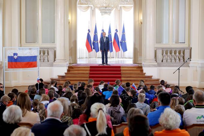 Ob državnem prazniku, dnevu slovenskega športa dan, v Predsedniški palači dan odprtih vrat