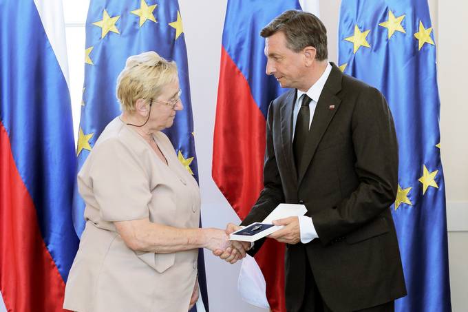 Predsednik Republike Slovenije Borut Pahor je s častnim znakom svobode Republike Slovenije odlikoval Bojana Bedeka (posthumno). Odlikovanje je prevzela mati gospa Estika Bedek.