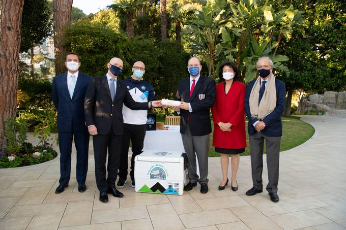 Predsednik republike in monaški knez s skupnim pismom podprla trajnostno okoljsko akcijo »Misija: Triglavski ledenik v Peking«