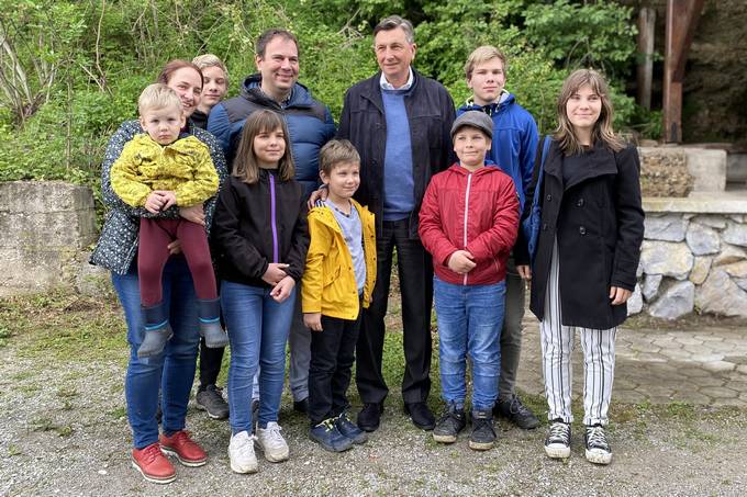 Predsednik Pahor na tradicionalnem spomladanskem srečanju družin, ki ga prireja dobrodelna ustanova Anin sklad