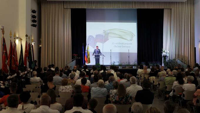 Predsednik Republike Slovenije Borut Pahor se je danes popoldan udeležil občinske slovesnosti Občine Dornava, na kateri je nastopil kot slavnostni govornik.