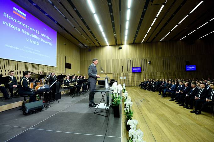 Govor predsednika Pahorja na prireditvi ob 15. obletnici vstopa Republike Slovenije v zvezo NATO