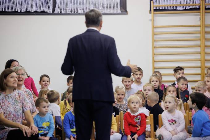 Predsednik Pahor obiskal otroke in zaposlene v Centralnem vrtcu v Novi Gorici, ki praznuje 60 let delovanja