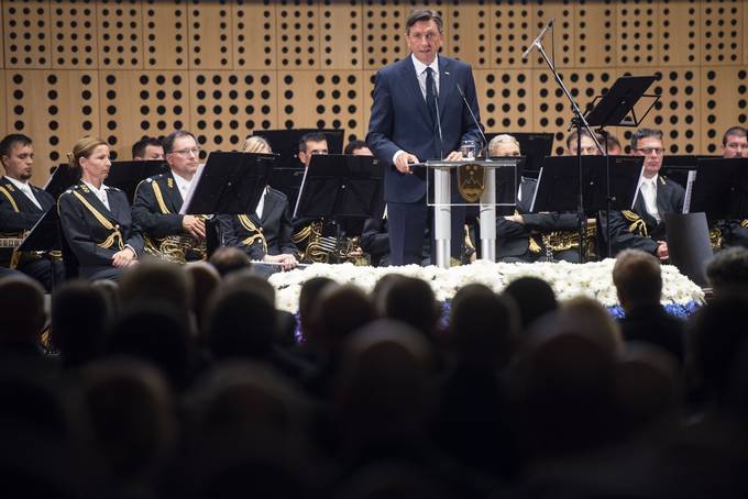 Govor predsednika na slovesnosti ob dnevu Slovenske vojske