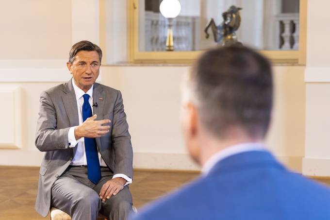 Pogovor predsednika Republike Slovenije Boruta Pahorja za oddajo Faktor na TV3