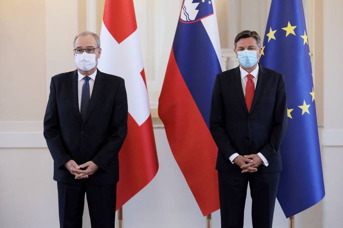 Predsednik Pahor na uradnem obisku v Sloveniji gosti predsednika Švicarske konfederacije Guya Parmelina