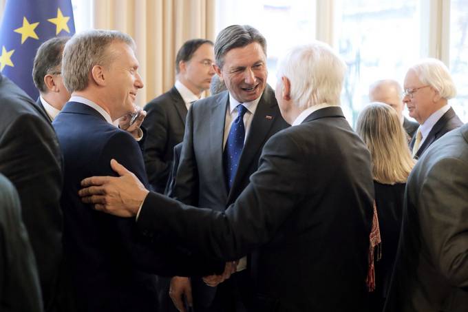 Predsednik Pahor je priredil sprejem v počastitev 30. obletnice Demosa