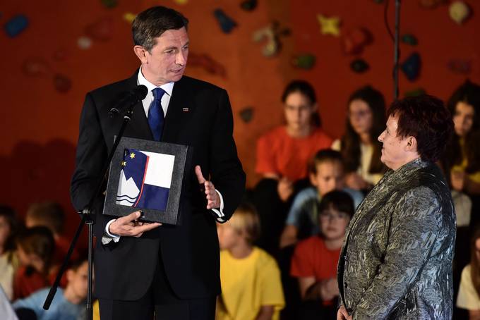 Predsednik Pahor se je udeležil prireditve ob jubilejih Osnovne šole Poljane in Vrtca Agata