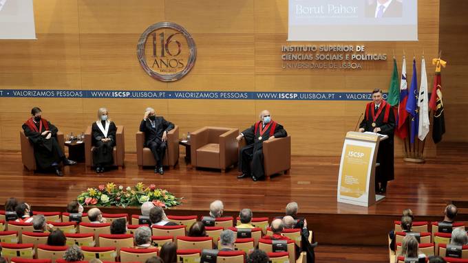 Predsednik Pahor prejel častni doktorat Univerze v Lizboni - Doctor Honoris Causa - za njegova prizadevanja za spravo in za skupni Evropski projekt