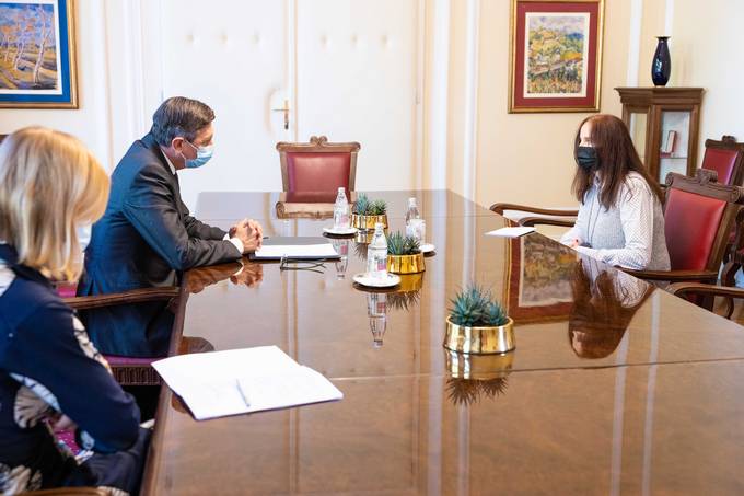 Predsednik Pahor nadaljuje dialog z nasprotniki ukrepov proti covid-19