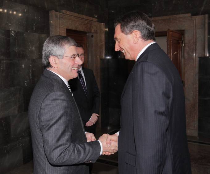 Predsednik republike se je udeležil slavnostne seje Ustavnega sodišča Republike Slovenije ob dnevu ustavnosti.