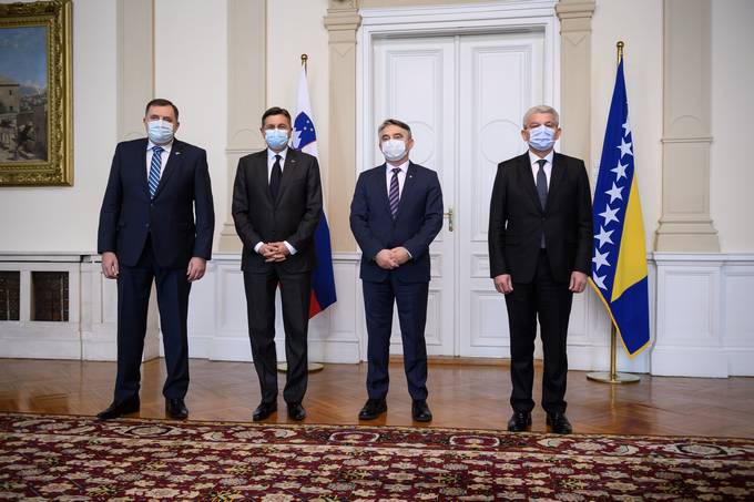 Predsednik Pahor v Sarajevu napovedal donacijo cepiv in znova potrdil slovensko podporo Bosni in Hercegovini na njeni evropski poti