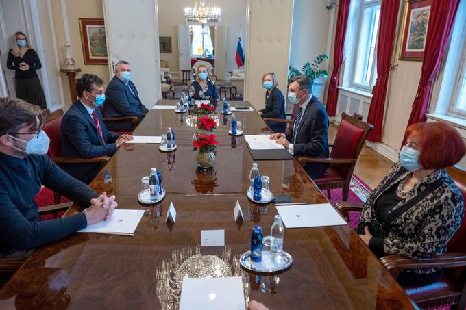 Ob mednarodnem dnevu človekovih pravic sta predsednik Pahor in Varuh človekovih pravic Svetina podala izjavi v Predsedniški palači