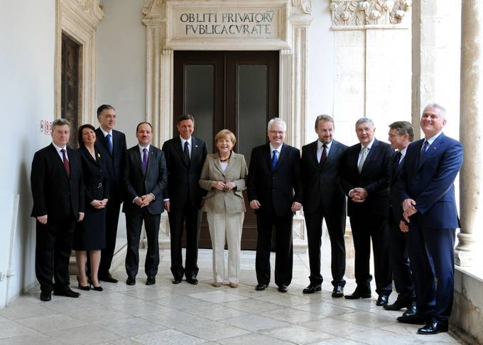 Predsednik Pahor in predsednik Josipović v Dubrovniku gostila voditelje Brdo Process, katerega posebna gostja je bila nemška kanclerka Angela Merkel.