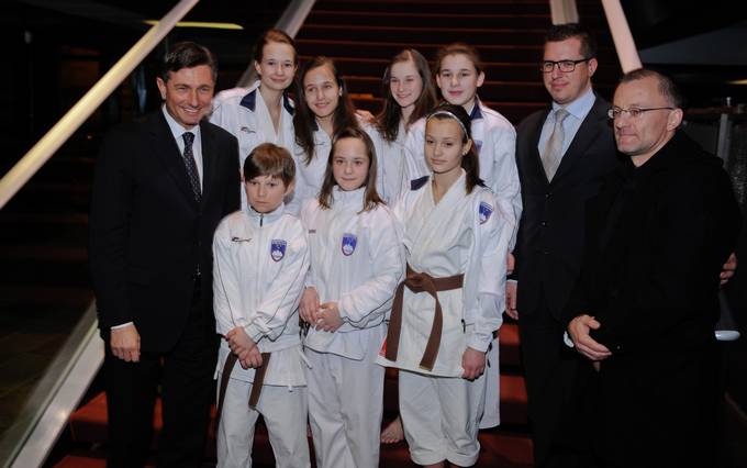 Predsednik republike Borut Pahor se bo udeležil dogodka Ustanove Fundacija za pomoč otrokom "Mali junaki nas združujejo"