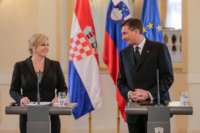 Predsednik Republike Slovenije Borut Pahor se je v okviru priprav na izredni vrh voditeljev Brdo Brijuni Process delovno sestal s predsednico Republike Hrvaške Kolindo Grabar-Kitarović.
